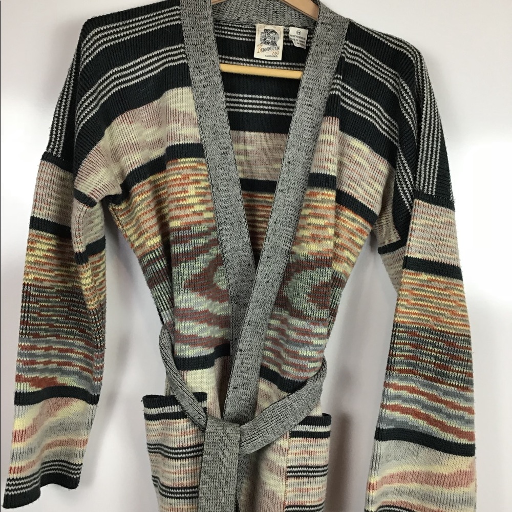 Kennington women’s sweater, medium